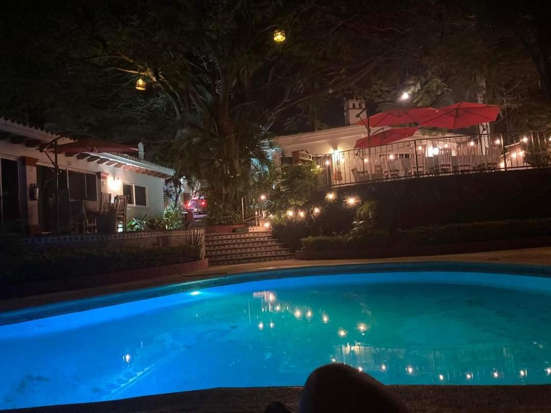 Hotel Maria Emilia Cuernavaca Amatitlán エクステリア 写真